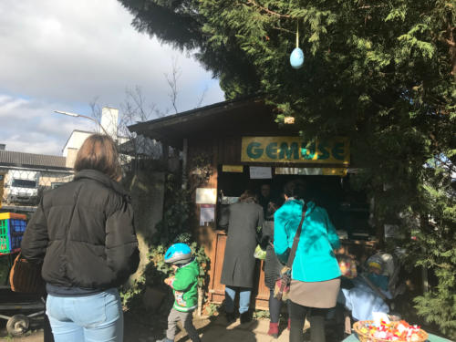 Abholung vor Ort bei Mader - Stand direkt vor dem Hof